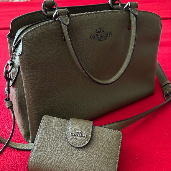 Coach olive green bag and wallet combo - Picture 1 of 8